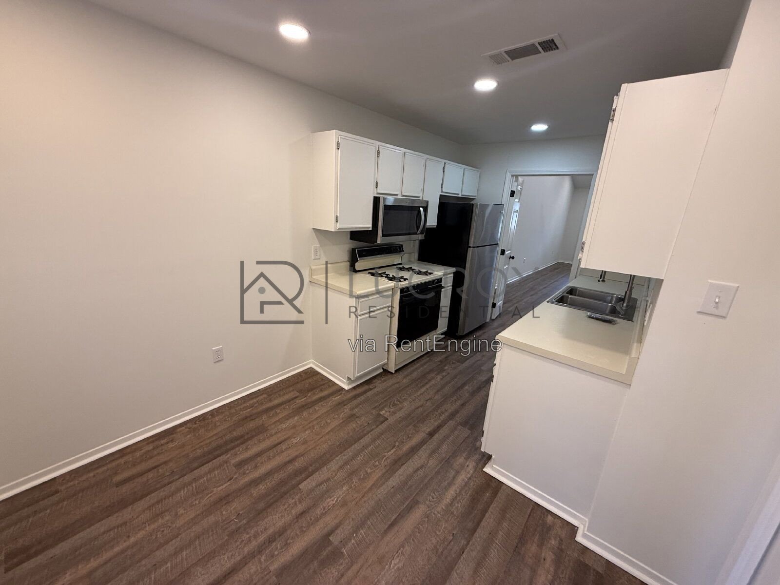 Beautiful 2/2 townhouse in North Jackson! property image