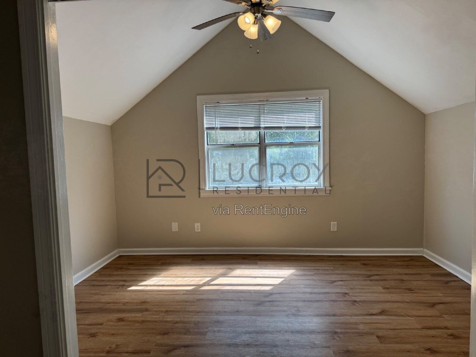 Belhaven living unter $1100! property image