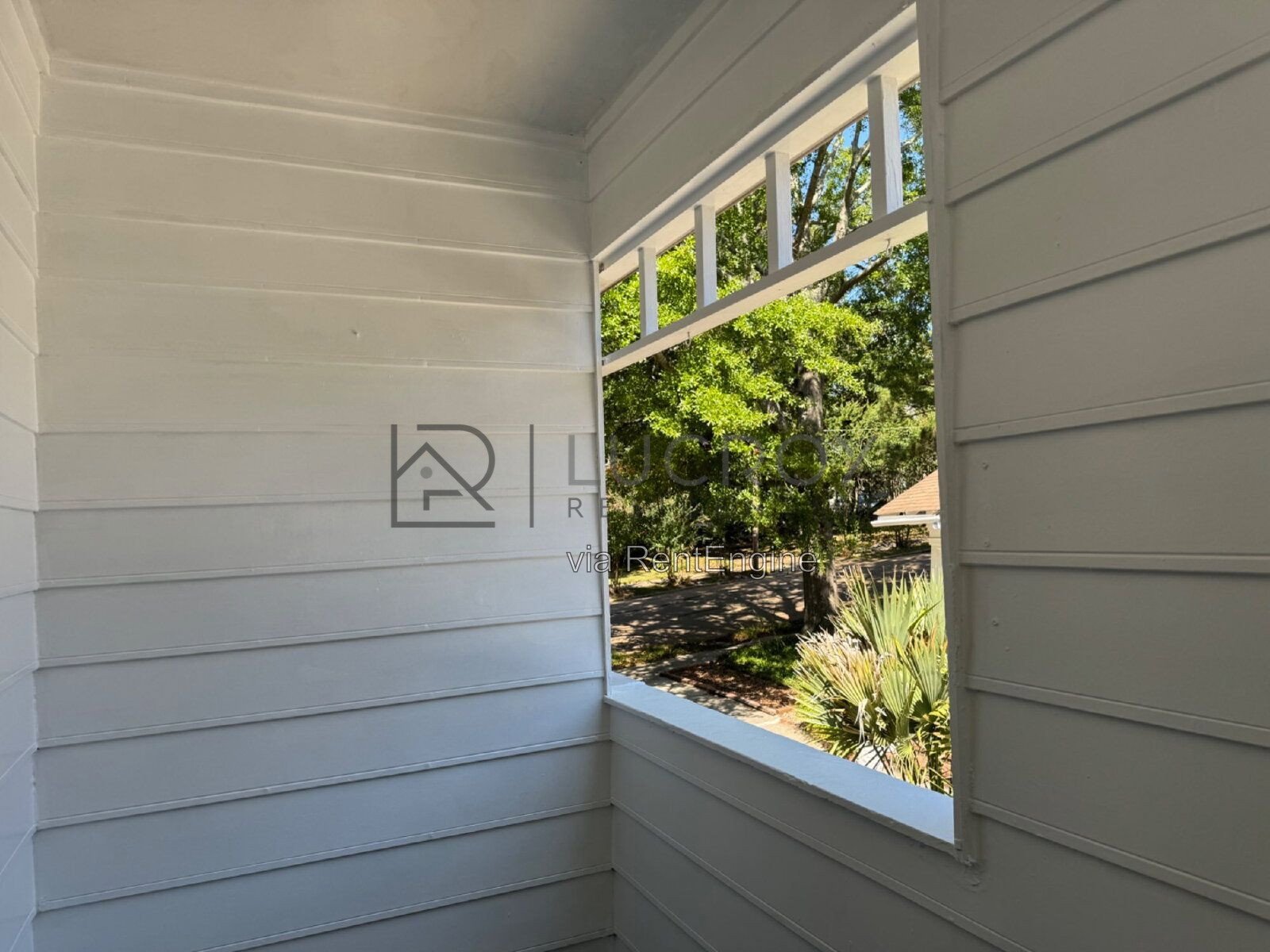 Belhaven living unter $1100! property image