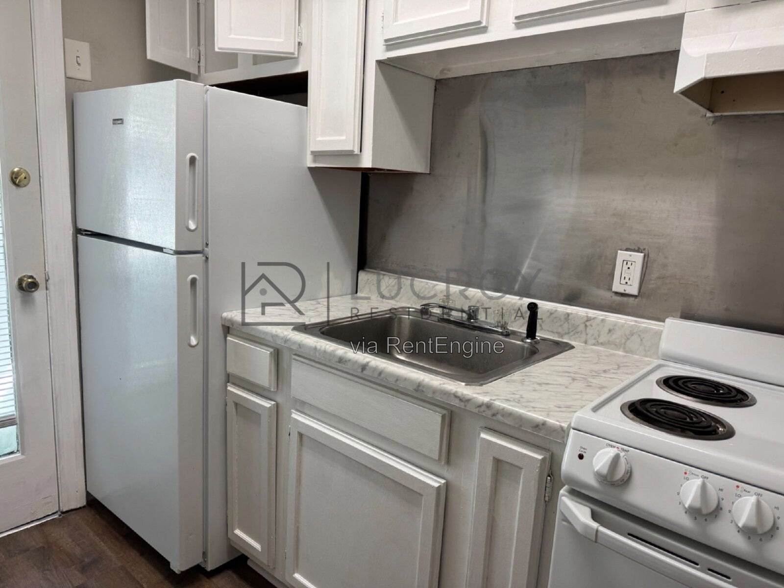Belhaven living unter $1100! property image