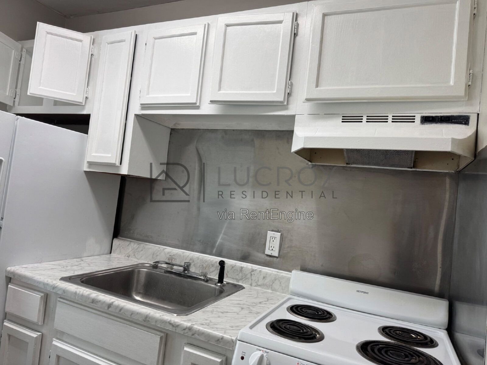 Belhaven living unter $1100! property image