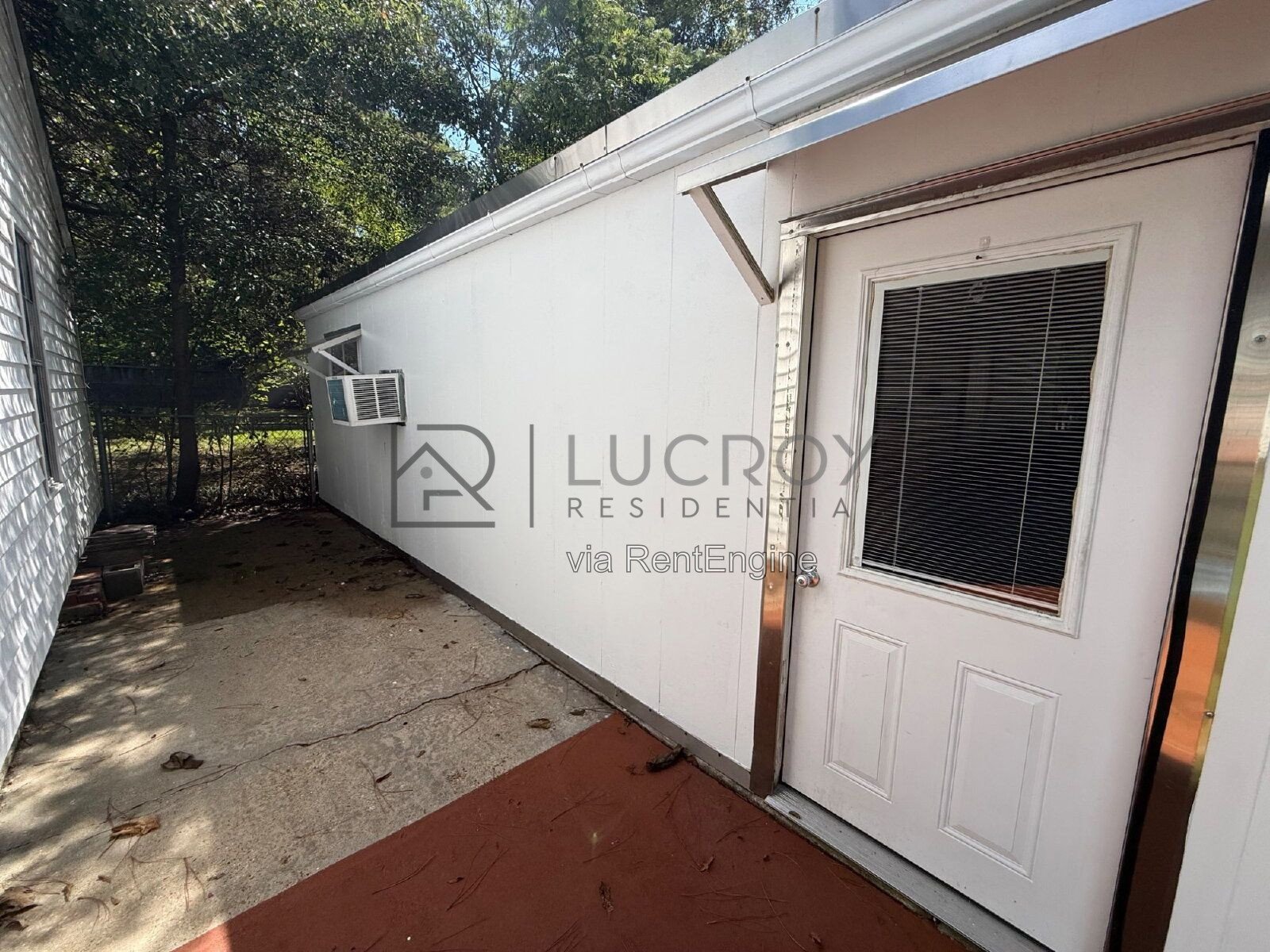 2/1 Garage apt in North Jackson under $1k INCLUDING UTILITIES property image