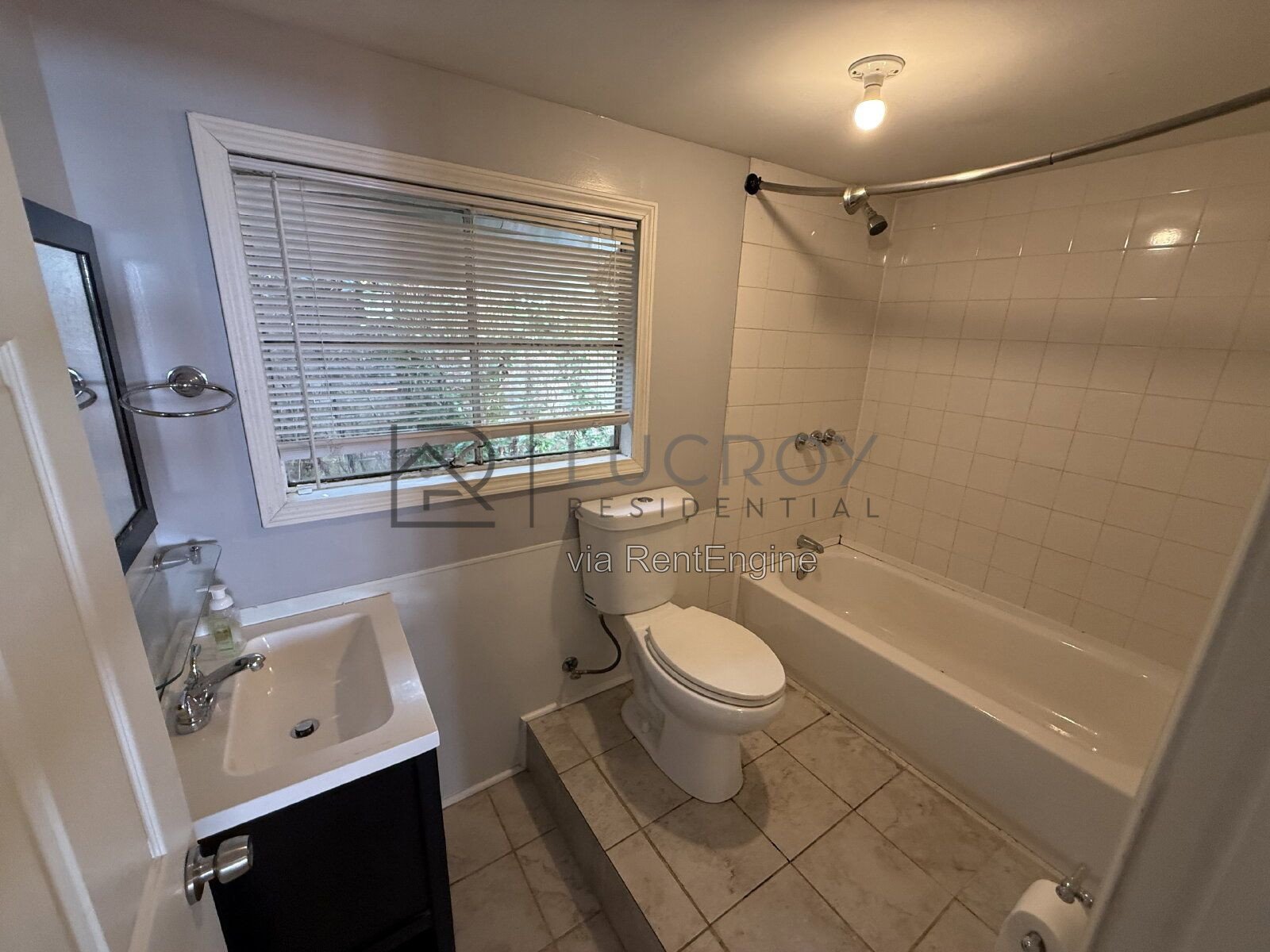 2/1 Garage apt in North Jackson under $1k INCLUDING UTILITIES property image
