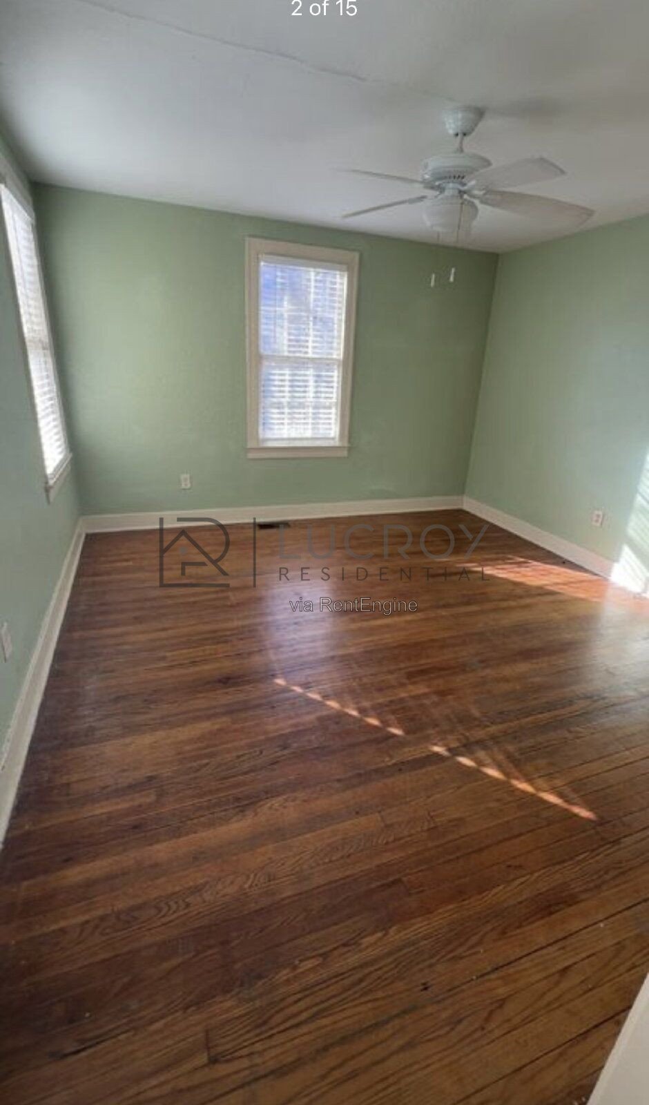 2/1 apartment in Belhaven. Beautiful hardwoods, tile kitchen floors, W/D and water included! property image