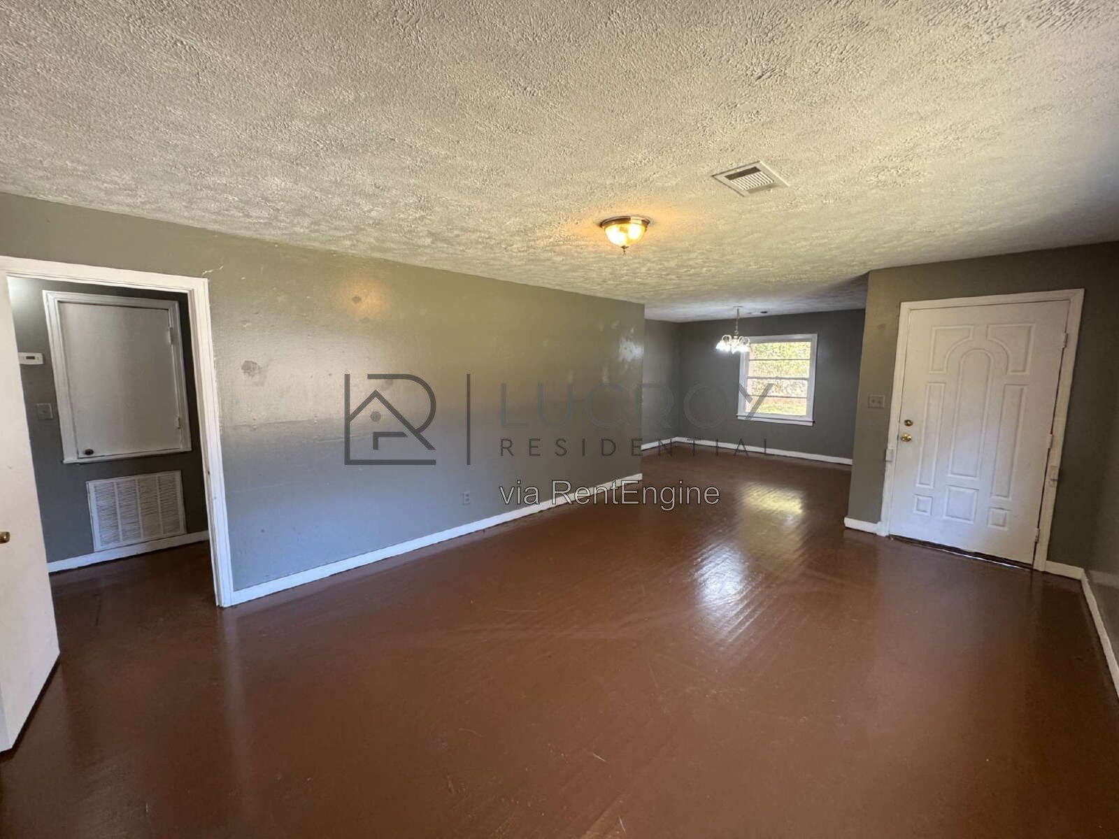 Cozy 3-Bed Retreat on El Paso Street – Cozy 1300 Sq Ft Home in Jackson! property image