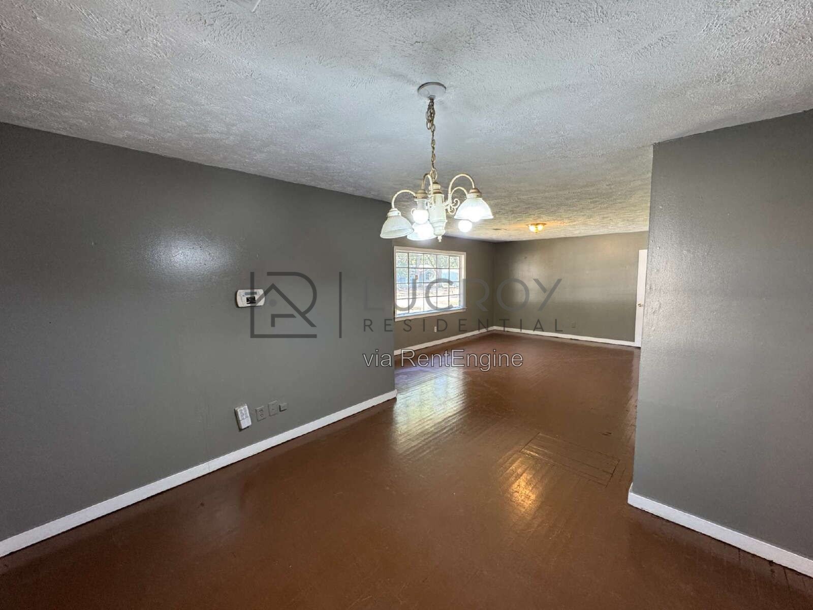 Cozy 3-Bed Retreat on El Paso Street – Cozy 1300 Sq Ft Home in Jackson! property image