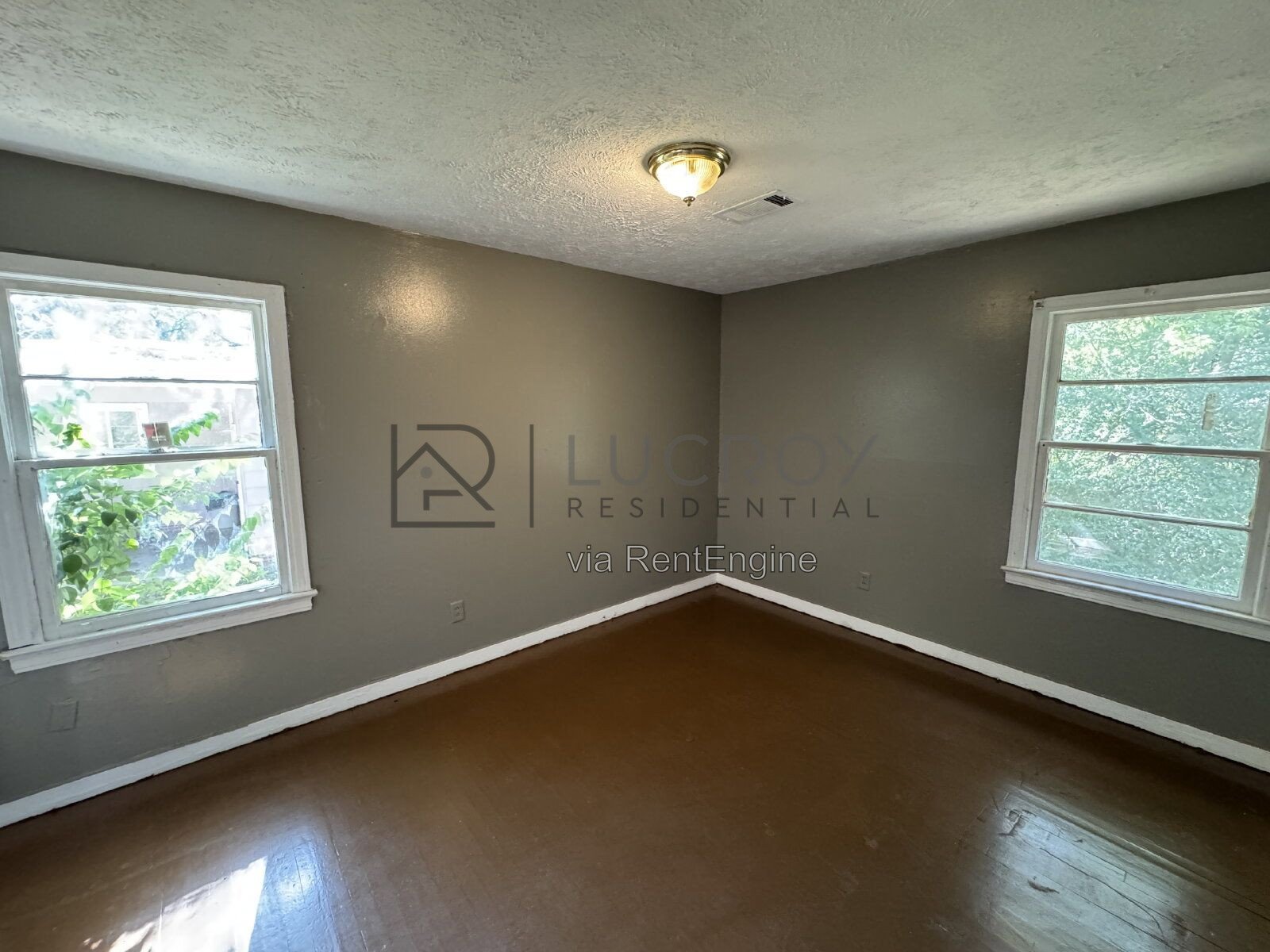 Cozy 3-Bed Retreat on El Paso Street – Cozy 1300 Sq Ft Home in Jackson! property image